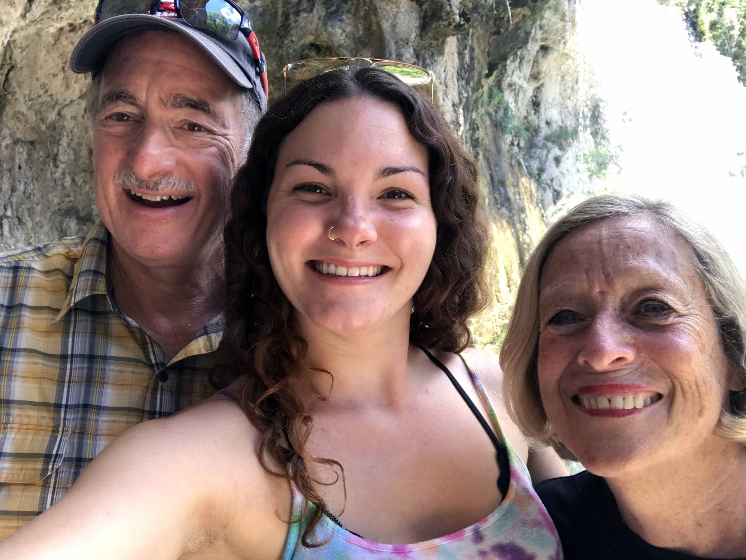 Kenneth Levine with his daughter Laura Levine and his wife Diana Huffman.