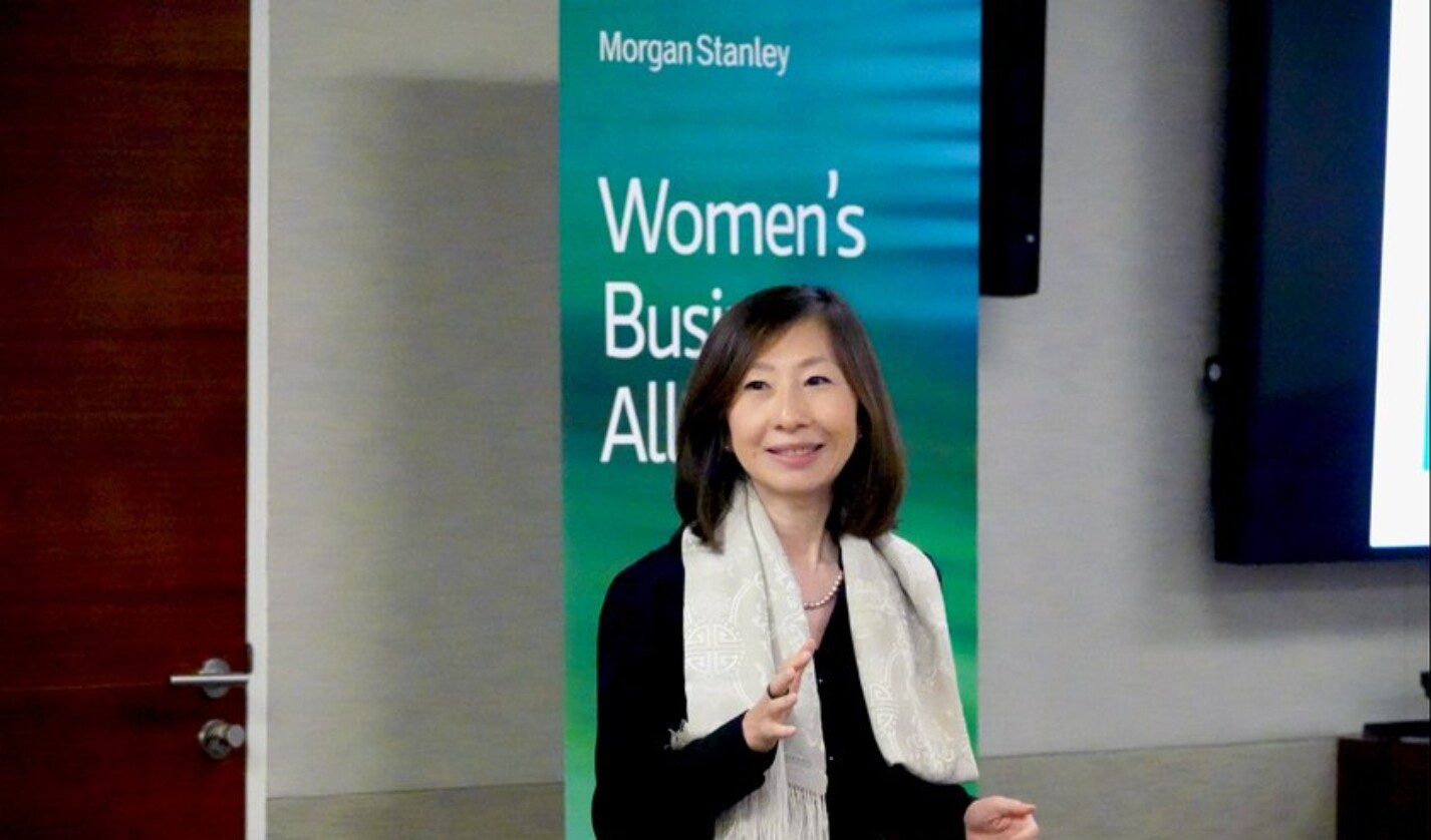 Yahlin Chang ’89 speaks at Morgan Stanley Asia Women’s Business Alliance fireside chat event in Shanghai.